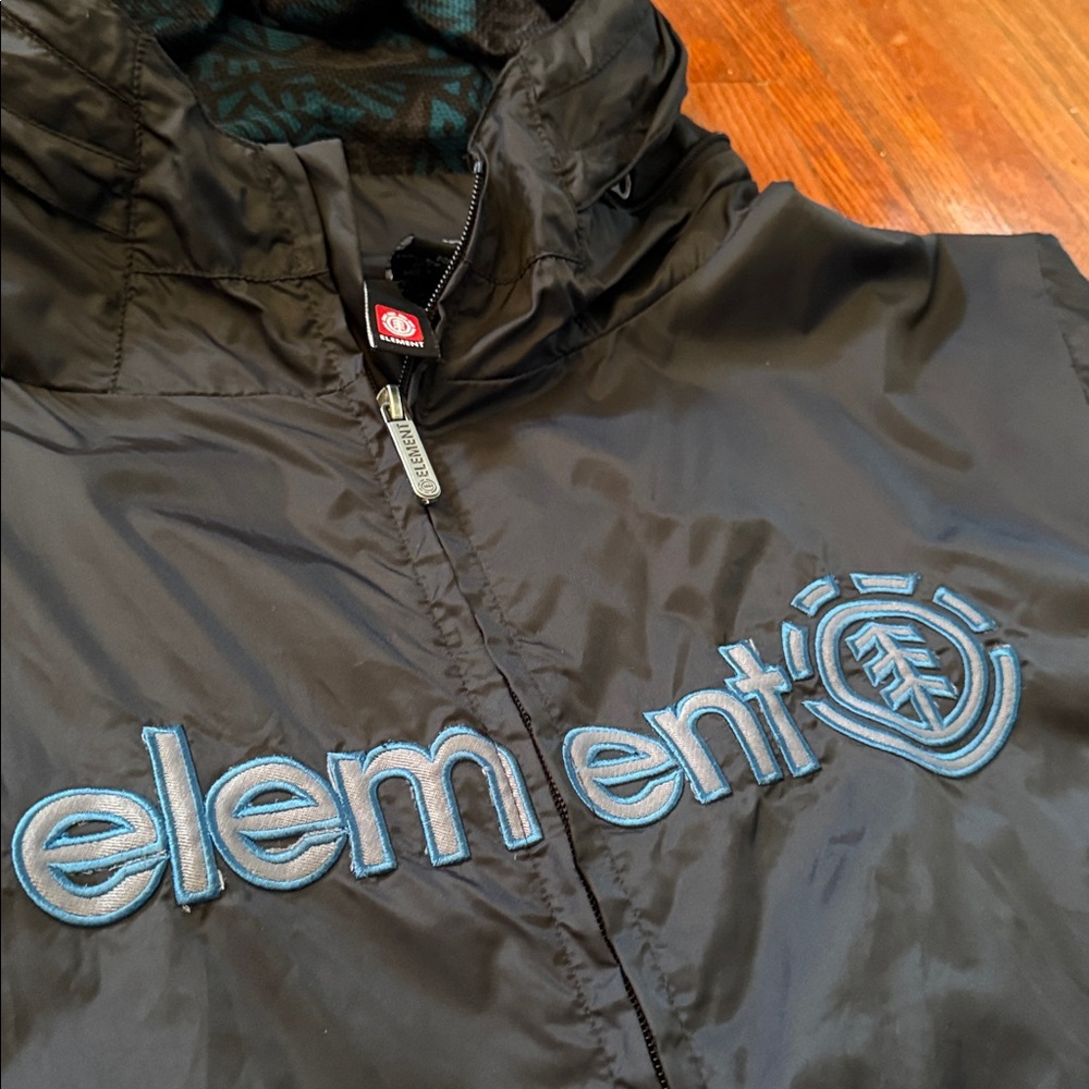Y2K Element Vintage Hooded Jacket w/ Packable Hood - Picture 10 of 15